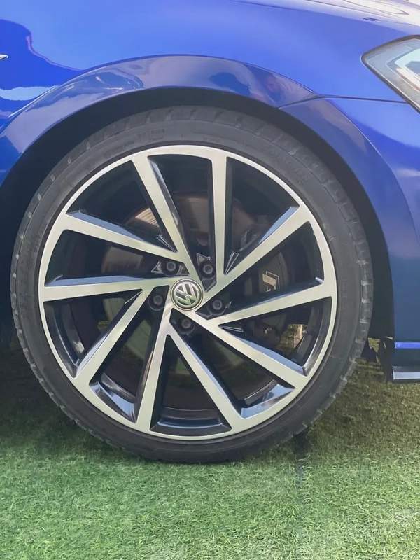 (2018)//GOLF-R//GCC//FULL OPTION//