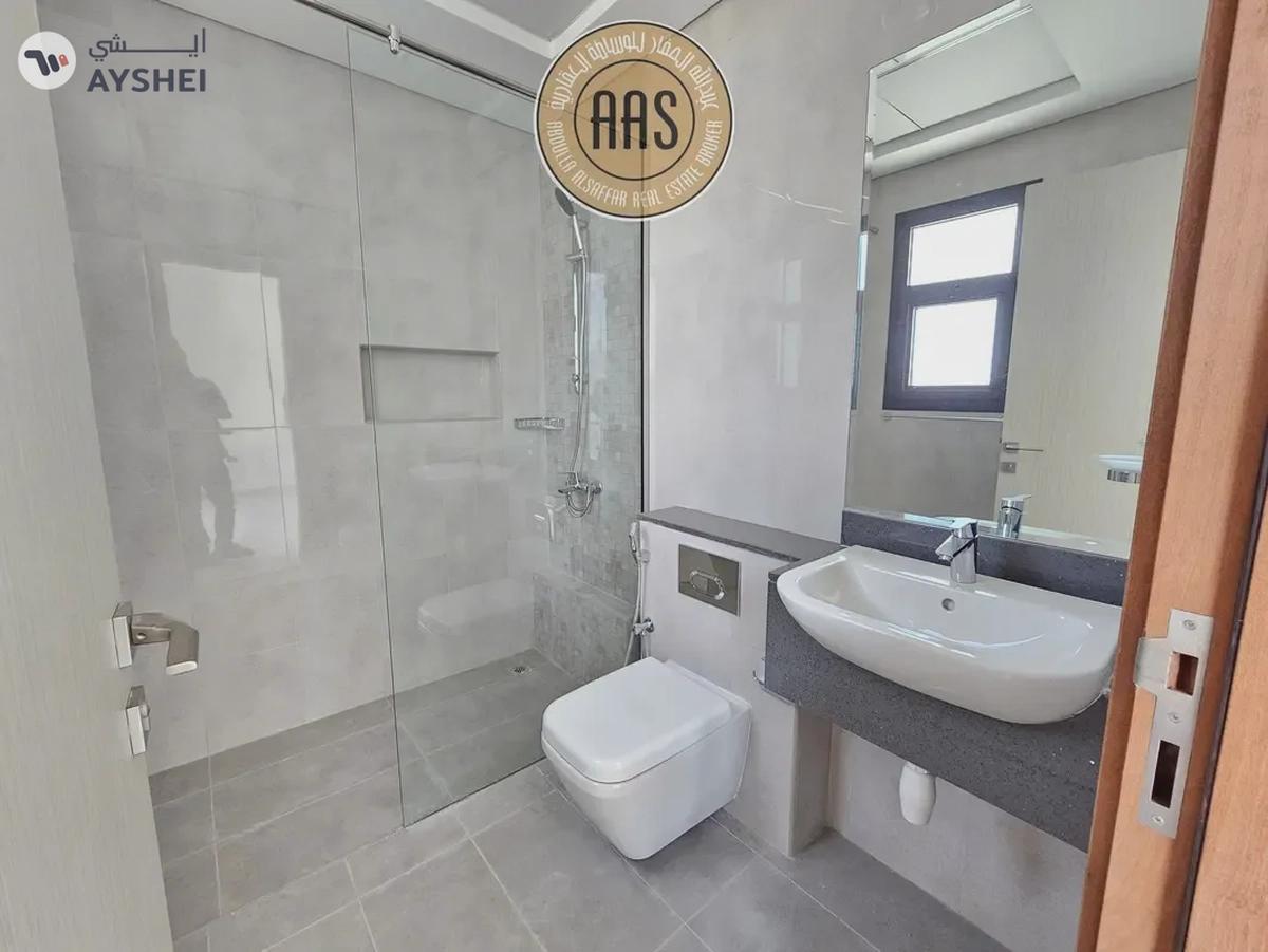 Brand new Spacious 3-BHK Apartment With All Facilities-12-12