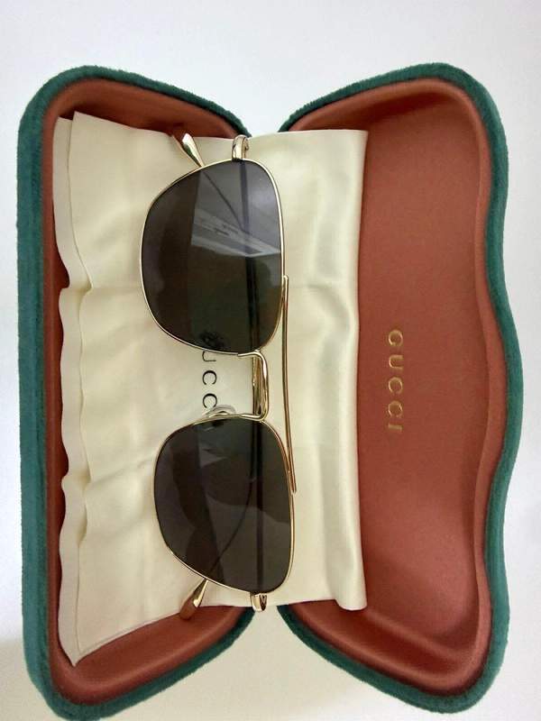 Gucci Gold Navigator (GG 1183S) sunglasses with case and cloth
