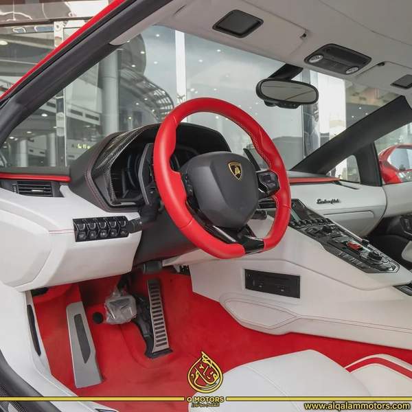 2018 LAMBORGHINI AVENTADOR S ( 1 OF 1 ) GCC DONE ONLY 28,000KM