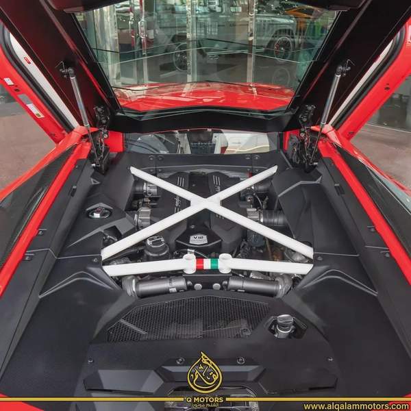 2018 LAMBORGHINI AVENTADOR S ( 1 OF 1 ) GCC DONE ONLY 28,000KM