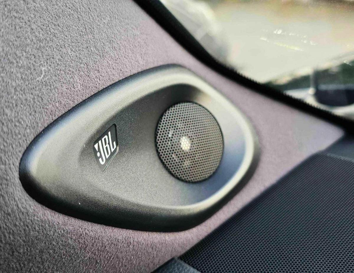 Toyota Land Cruiser GXR 3.5 Twin Turbo | BIG Screen JBL Speakers | Top Line Model (CODE # GXR3HB)-4-4