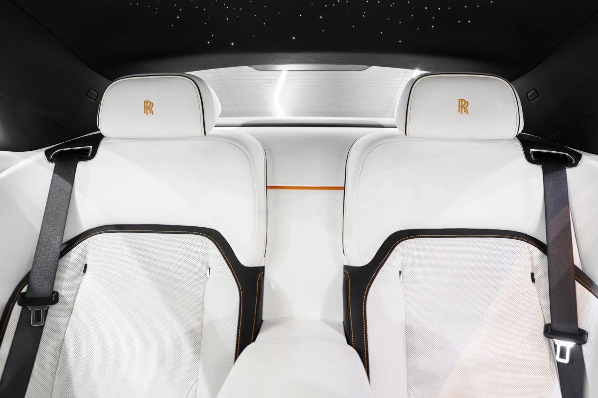 Rolls-Royce Spectre-6-6