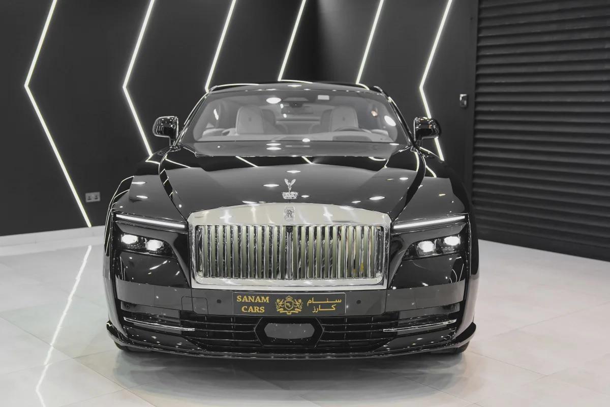 Rolls-Royce Spectre-5-5