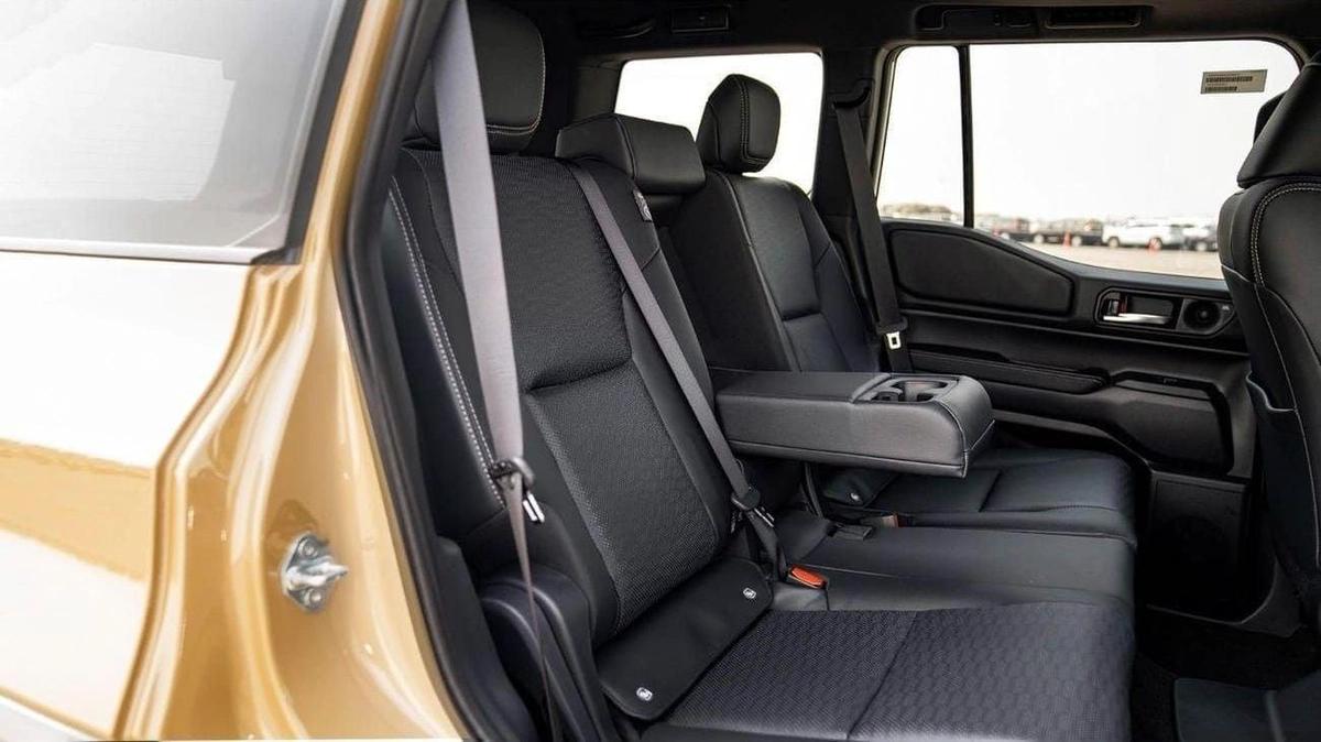 Toyota Prado TOYOTA PRADO 250 WX+ LUXURY 2.4P AT MY2025 - SAND-13-13