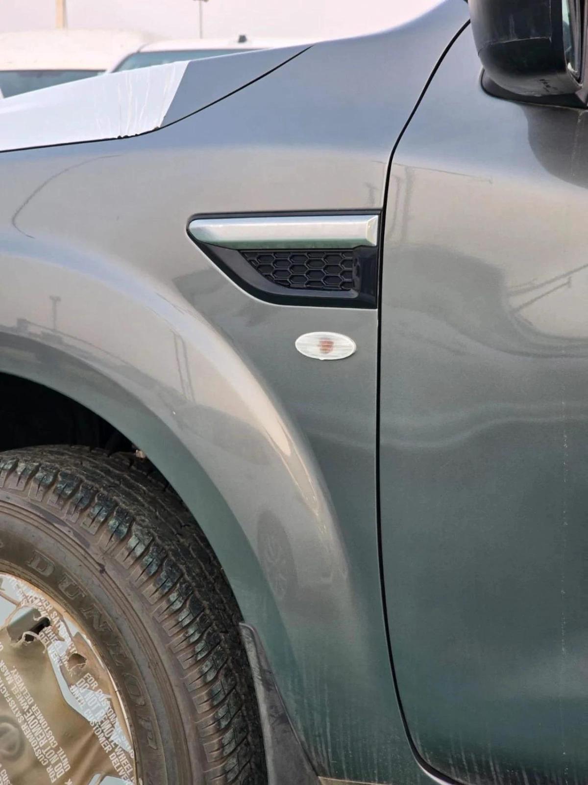 Nissan XTerra 2.5L 4WD GCC SPECS SE 2.5L 4WD-3-3