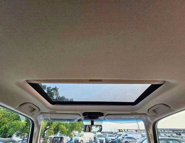 Toyota Prado All Rounder | 2.4l V4 Petrol | Sunroof | Fridge | Leather Seats | Big Dvd | Seats Ventilation