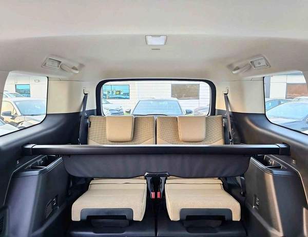 Toyota Prado All Rounder | 2.4l V4 Petrol | Sunroof | Fridge | Leather Seats | Big Dvd | Seats Ventilation