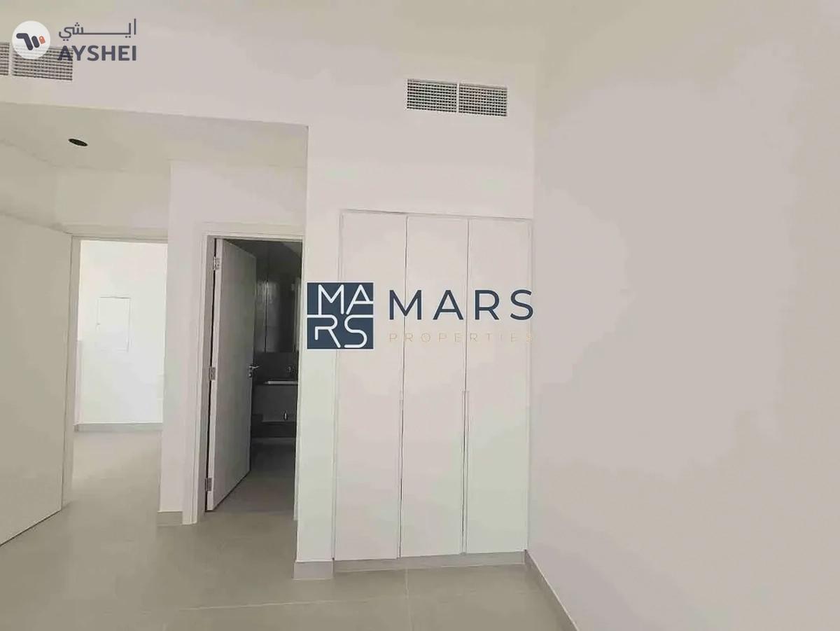 SPACIOUS | Big Lyout | Prime Location-7-7