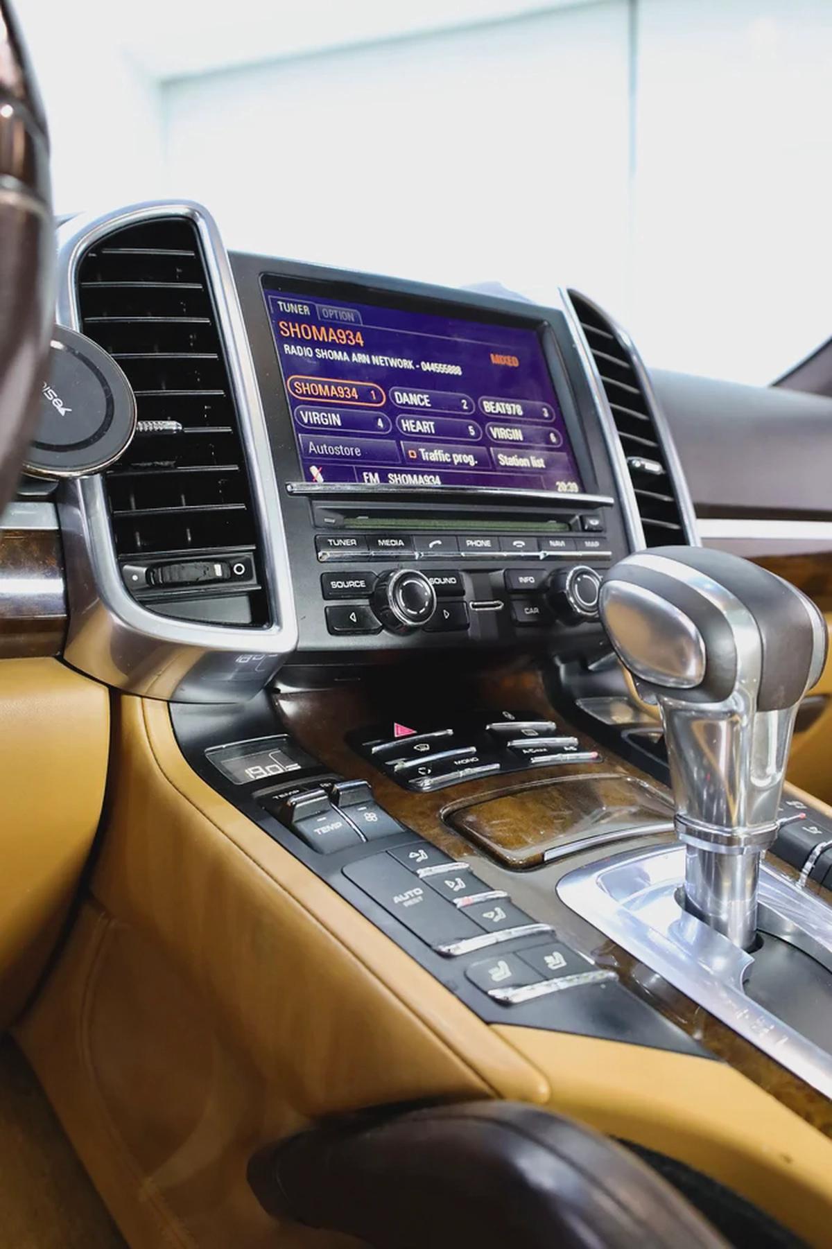 PORSCHE CAYENNE S GCC IN GOOD CONDITION-12-12