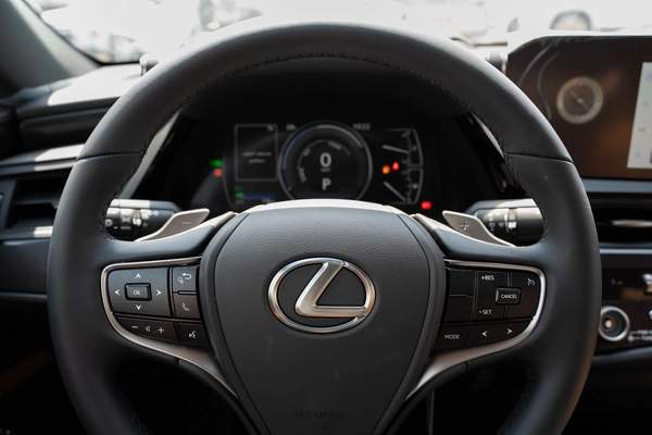 Lexus ES-Series 300 h