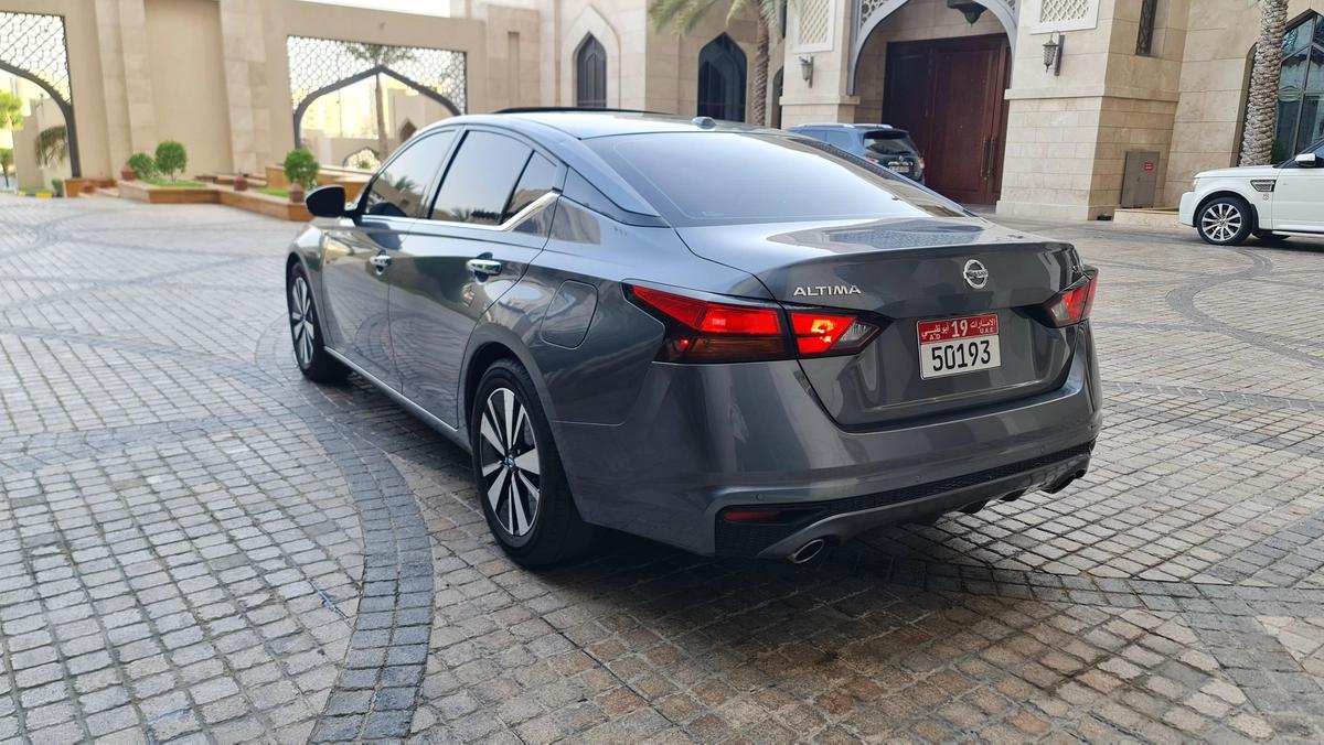 2019 Nissan Altima SL-3-3
