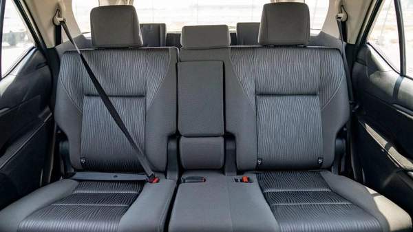 Toyota Fortuner 2.4 DIESEL AT MID OPTION