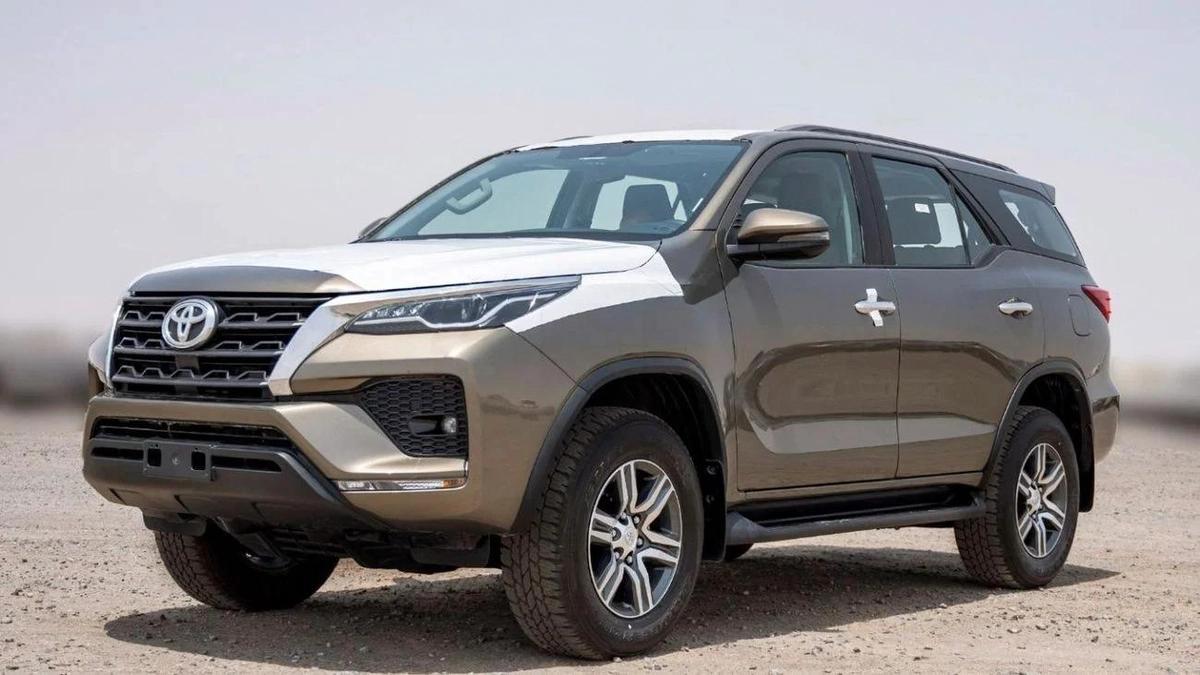 Toyota Fortuner 2.4 DIESEL AT MID OPTION-0-0