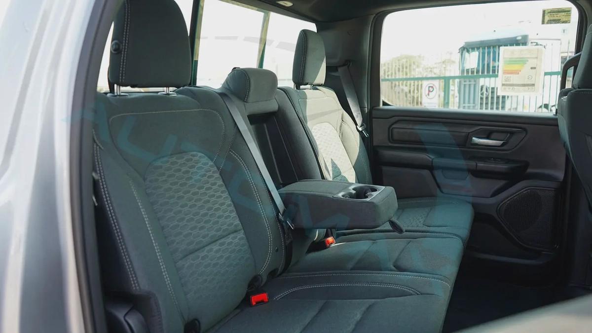 ( Only For Export ) 2025/2025 RAM 1500 Tradesman Hurricane SO 3.0TT Crew Cab 4X4 GCC BRAND NEW-14-14