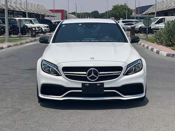 MERCEDES BENZ C63 S 2017