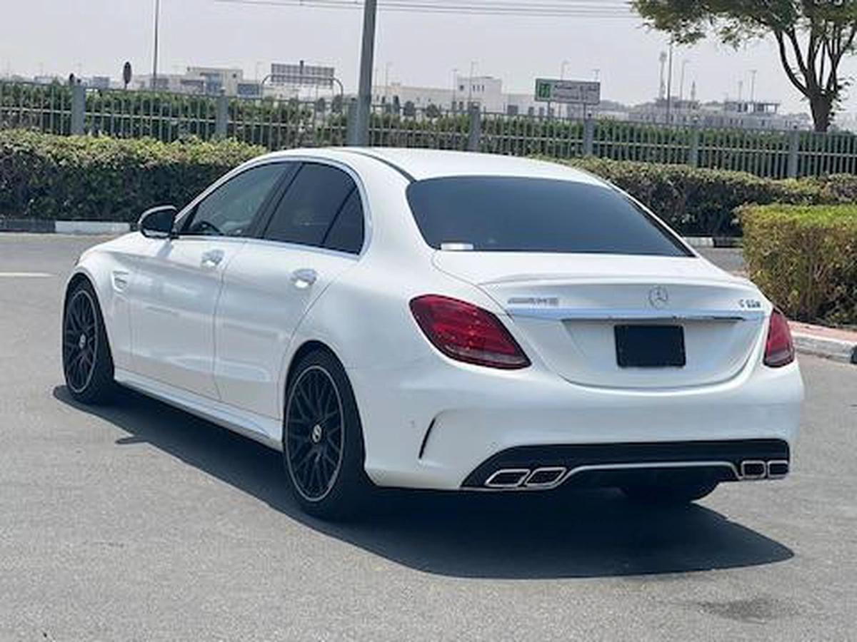 MERCEDES BENZ C63 S 2017-3-3