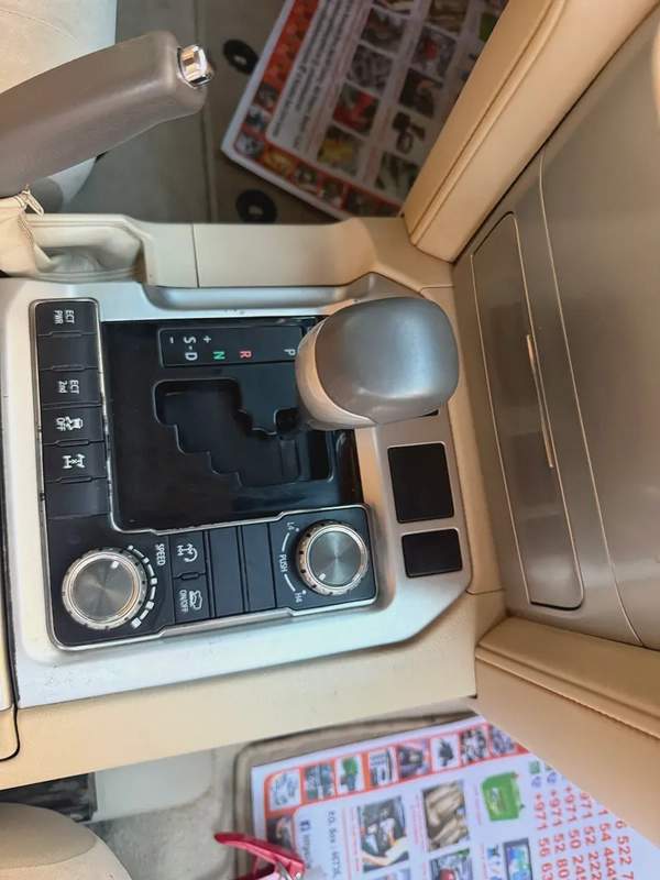 Toyota Land Cruiser DIESEL V8 GXR 2019