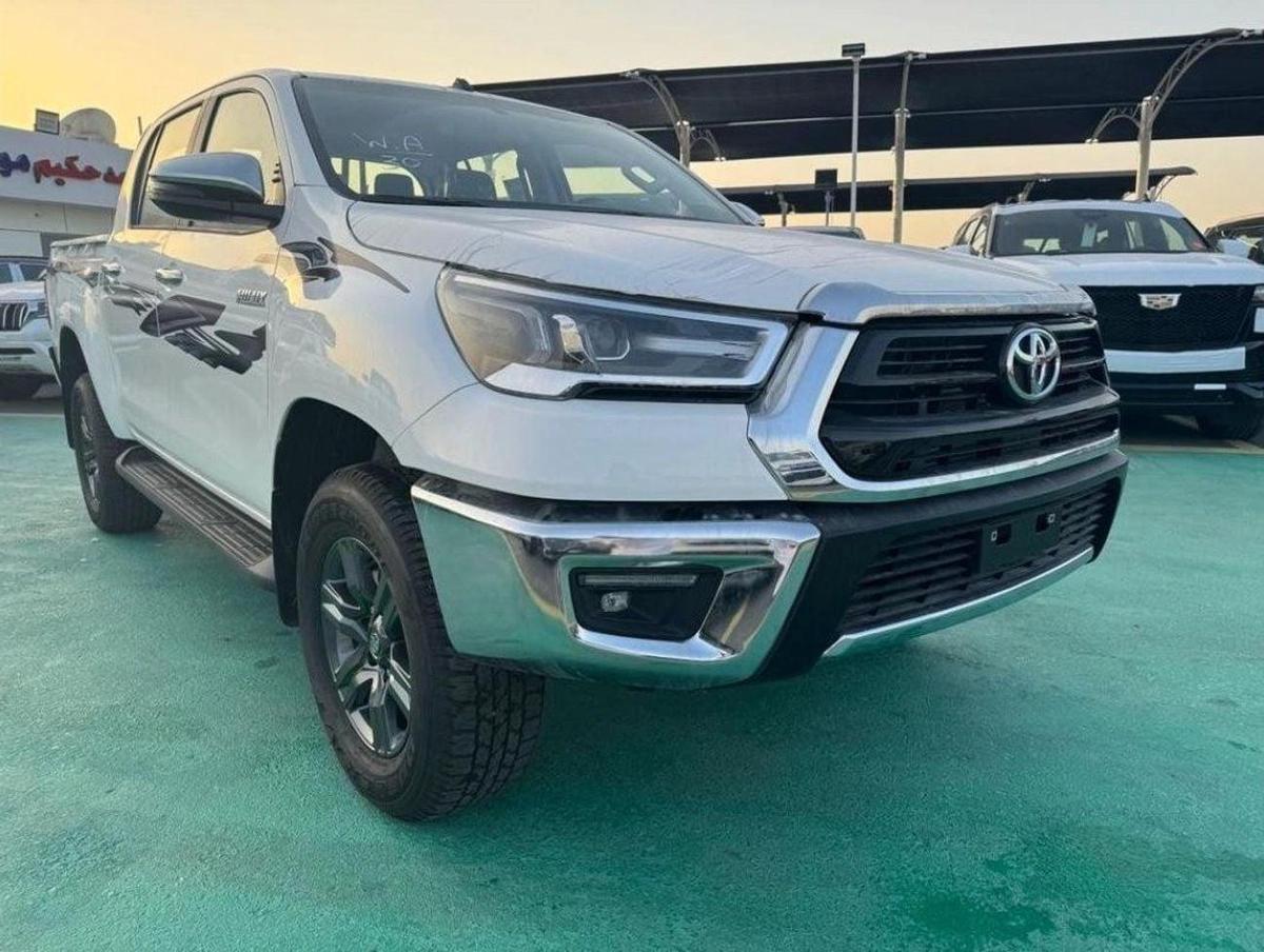 Toyota Hilux TOYOTA HILUX 2.4L 4X4 MANUAL DIGITAL AC 2025 MODEL GCC-1-1