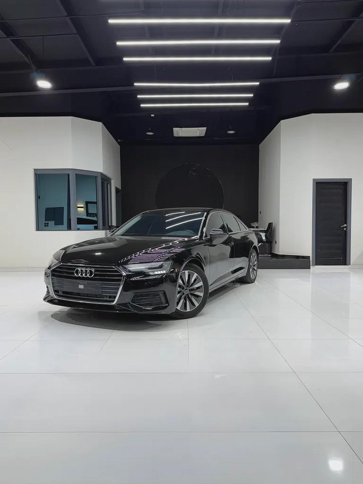 GCC Specs Audi A6 40 TFSI 2022 - Excellent Condition-3-3