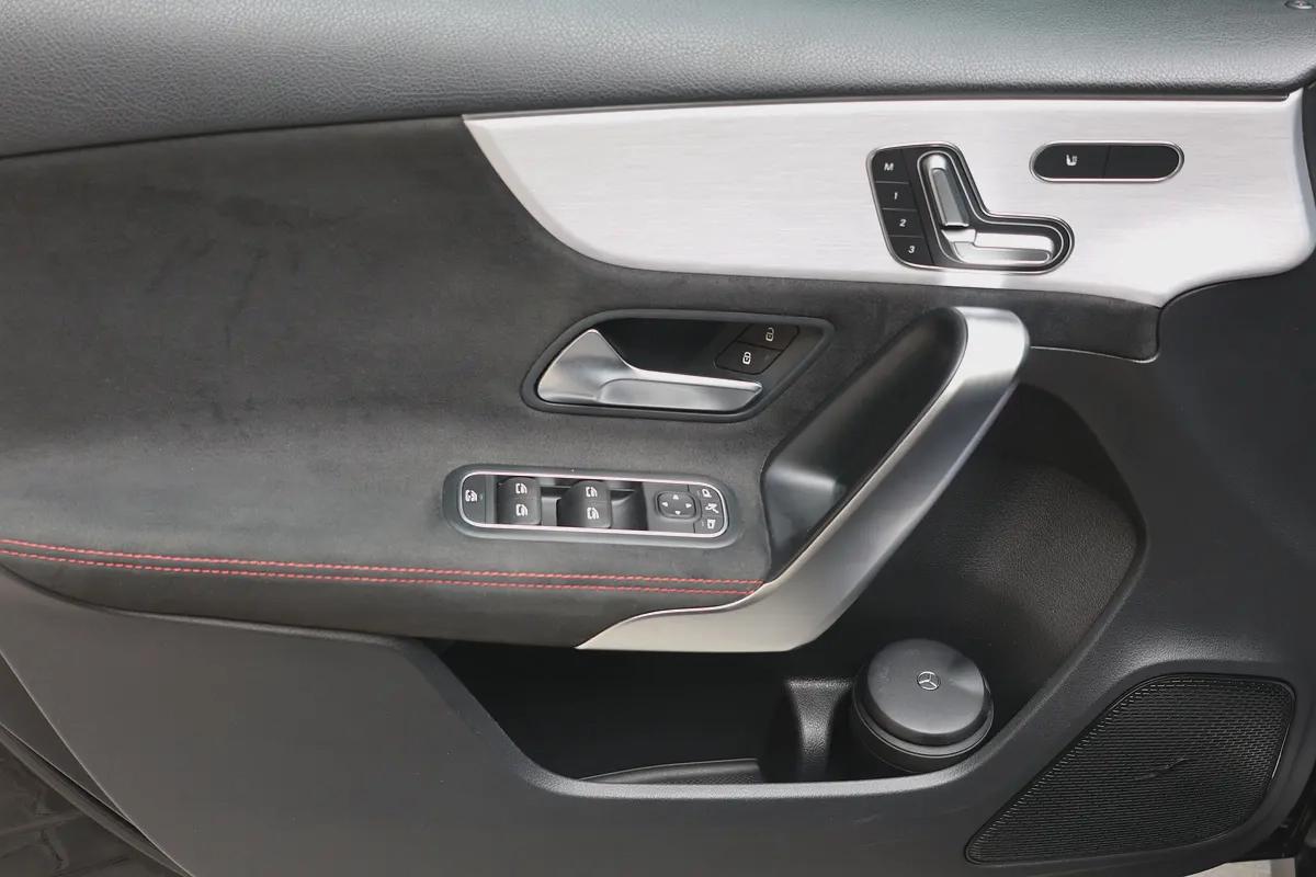 A35 AMG - GCC SPECS - UNDER WARRANTY - FULL SERVICE HISTORY - ACCIDENT FREE - EXCELENT CONDITION --9-9