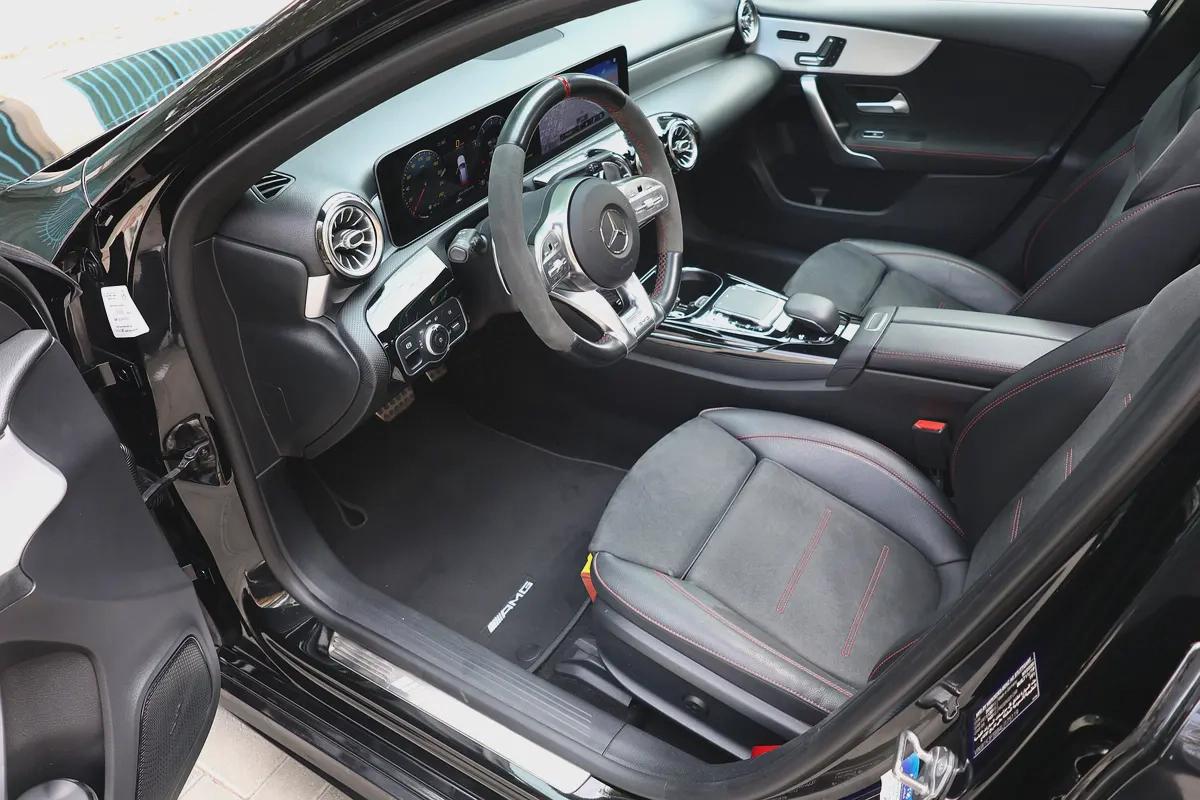 A35 AMG - GCC SPECS - UNDER WARRANTY - FULL SERVICE HISTORY - ACCIDENT FREE - EXCELENT CONDITION --11-11