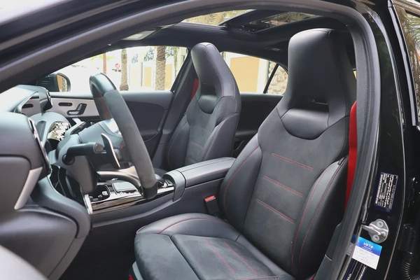 A35 AMG - GCC SPECS - UNDER WARRANTY - FULL SERVICE HISTORY - ACCIDENT FREE - EXCELENT CONDITION -