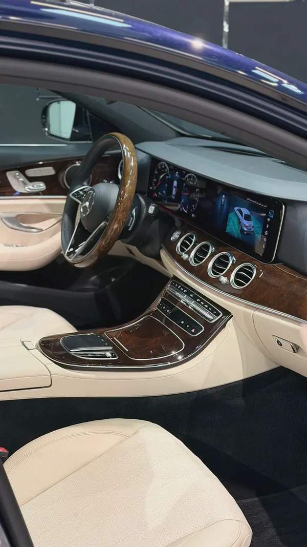 Mercedes-Benz E 300 2023 GCC Specs - Like New!