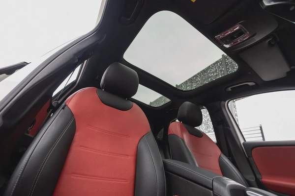 Mercedes-Benz GLA 200 2022