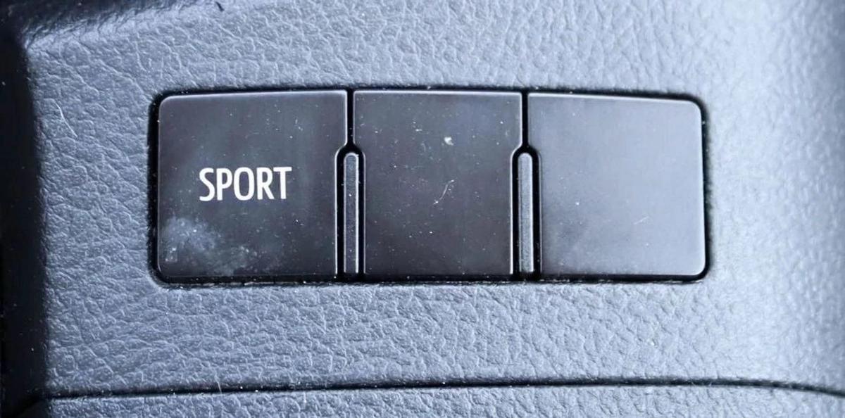 Used Toyota Corolla 2018-8-8