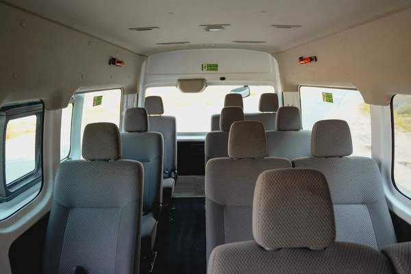 High-Roof 13-Seater Passenger Van | Manual | GCC Specs | Ref#N85273