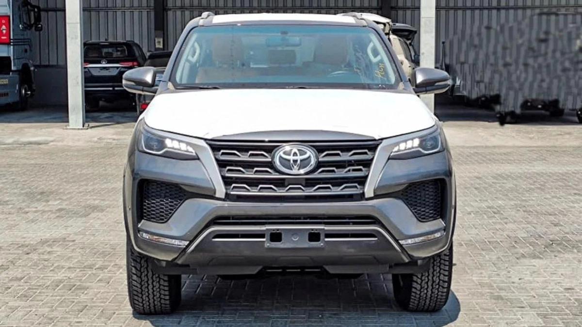Toyota Fortuner 2.7L AT 4WD 7SETER-2-2