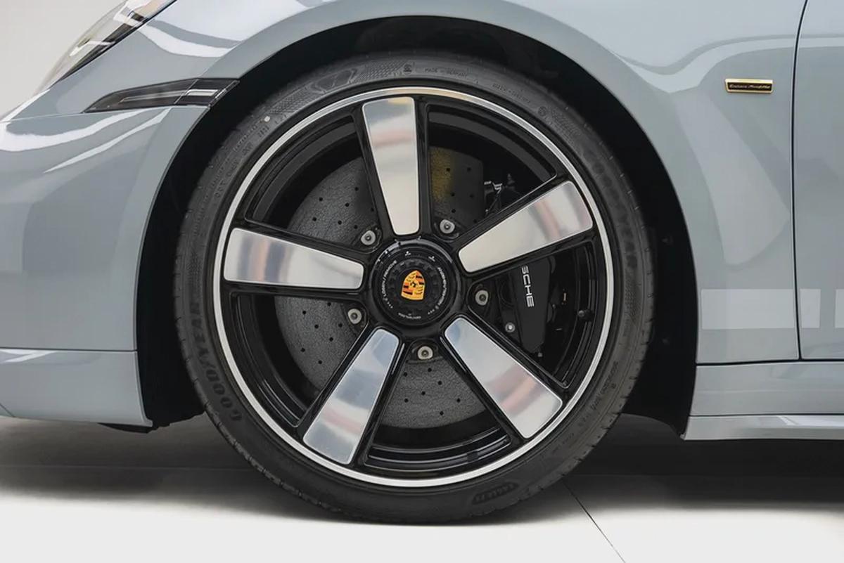 2023 PORSCHE 911 SPORT CLASSIC OF 1250.-5-5