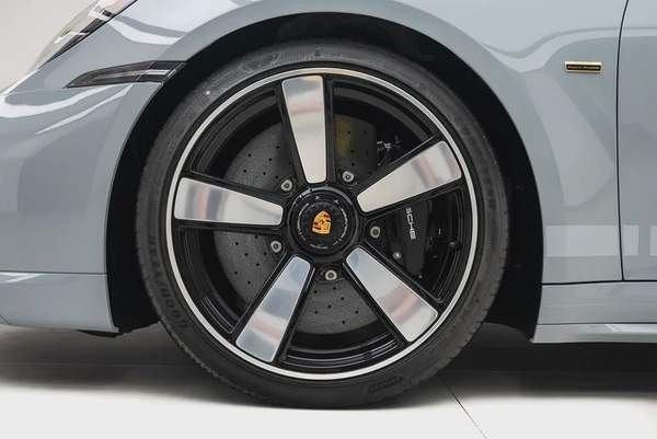 2023 PORSCHE 911 SPORT CLASSIC OF 1250.