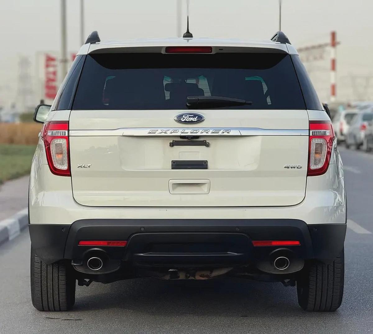 FORD EXPLORER | XLT | 2012 | 7 SEATS | CLEAN CAR FRESH JAPAN IMPORT-5-5
