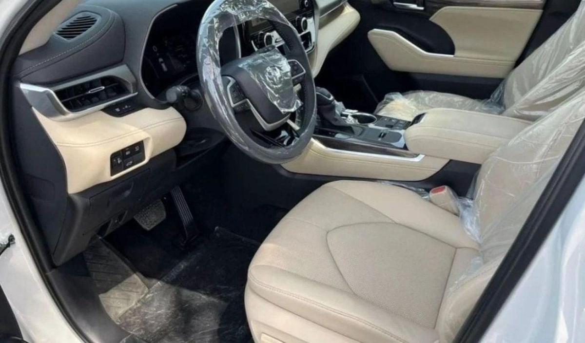 Toyota Highlander Toyota Highlander 2025 TOYOTA HIGLANDER LIMITED HYBRID 2.5L WITH JBL SPEAKER, HEADS UP DISPLAY-8-8