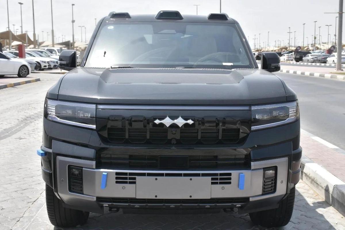LEOPARD 8 FLAGSHIP 7 SEATS PHEV 2025 | BLACK-9-9