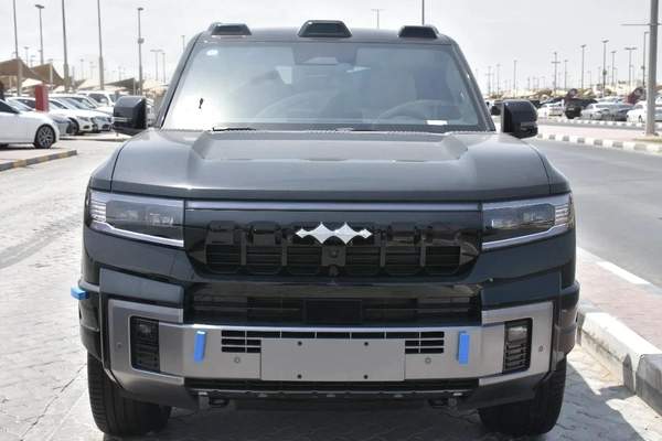 LEOPARD 8 FLAGSHIP 7 SEATS PHEV 2025 | BLACK