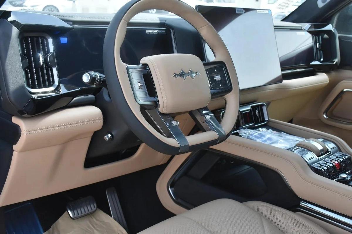 LEOPARD 8 FLAGSHIP 7 SEATS PHEV 2025 | BLACK-20-20