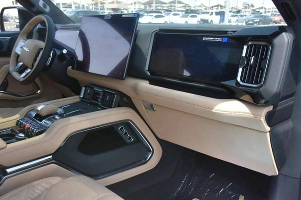 LEOPARD 8 FLAGSHIP 7 SEATS PHEV 2025 | BLACK