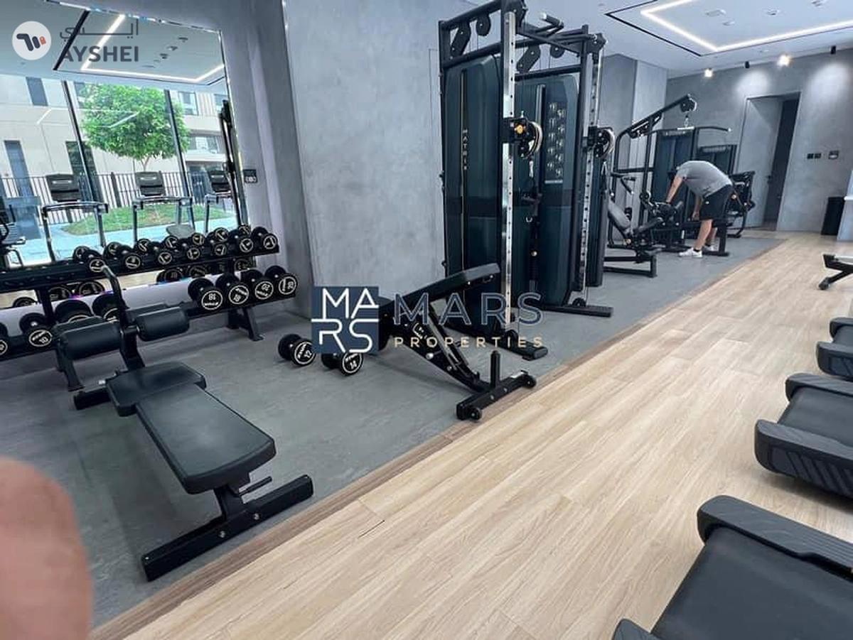 Stunning 1BHK with Relaxing Poolside Views-29-29