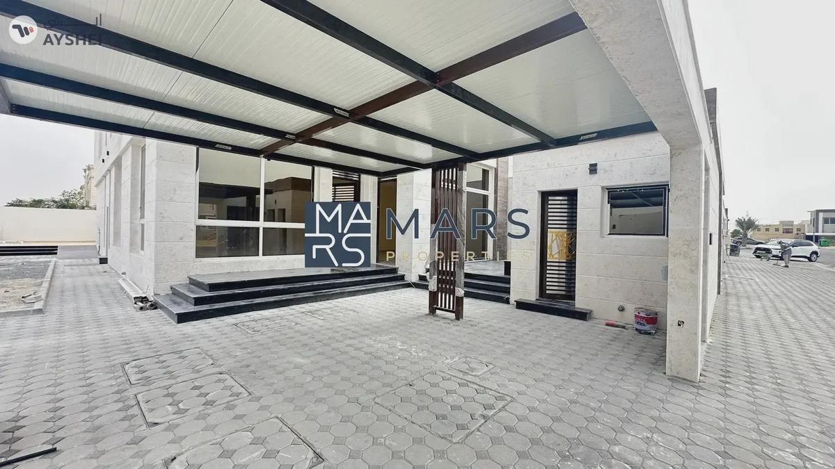 Luxurious 5 bedrooms villa with driver room available for rent in Hoshi Sharjah -17-17