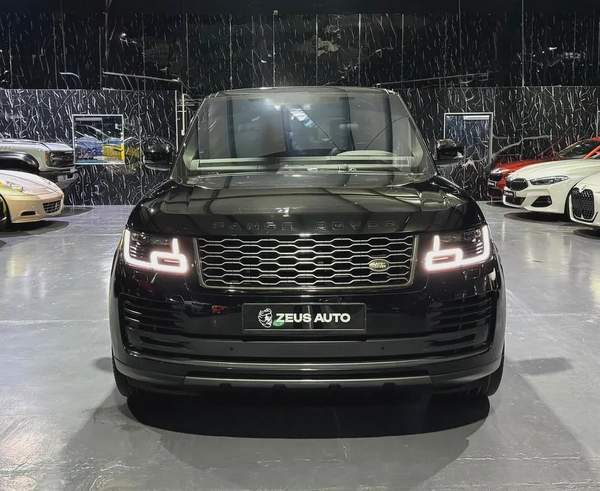 Land Rover Range Rover HSE 2021 GCC specs for 189,000.00 AED