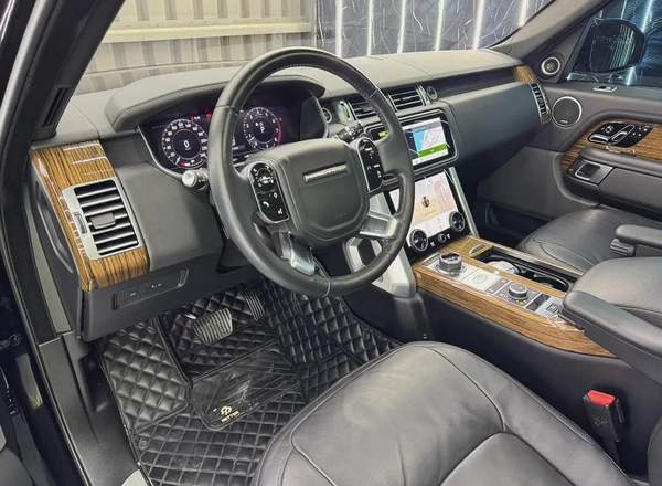 Land Rover Range Rover HSE 2021 GCC specs for 189,000.00 AED