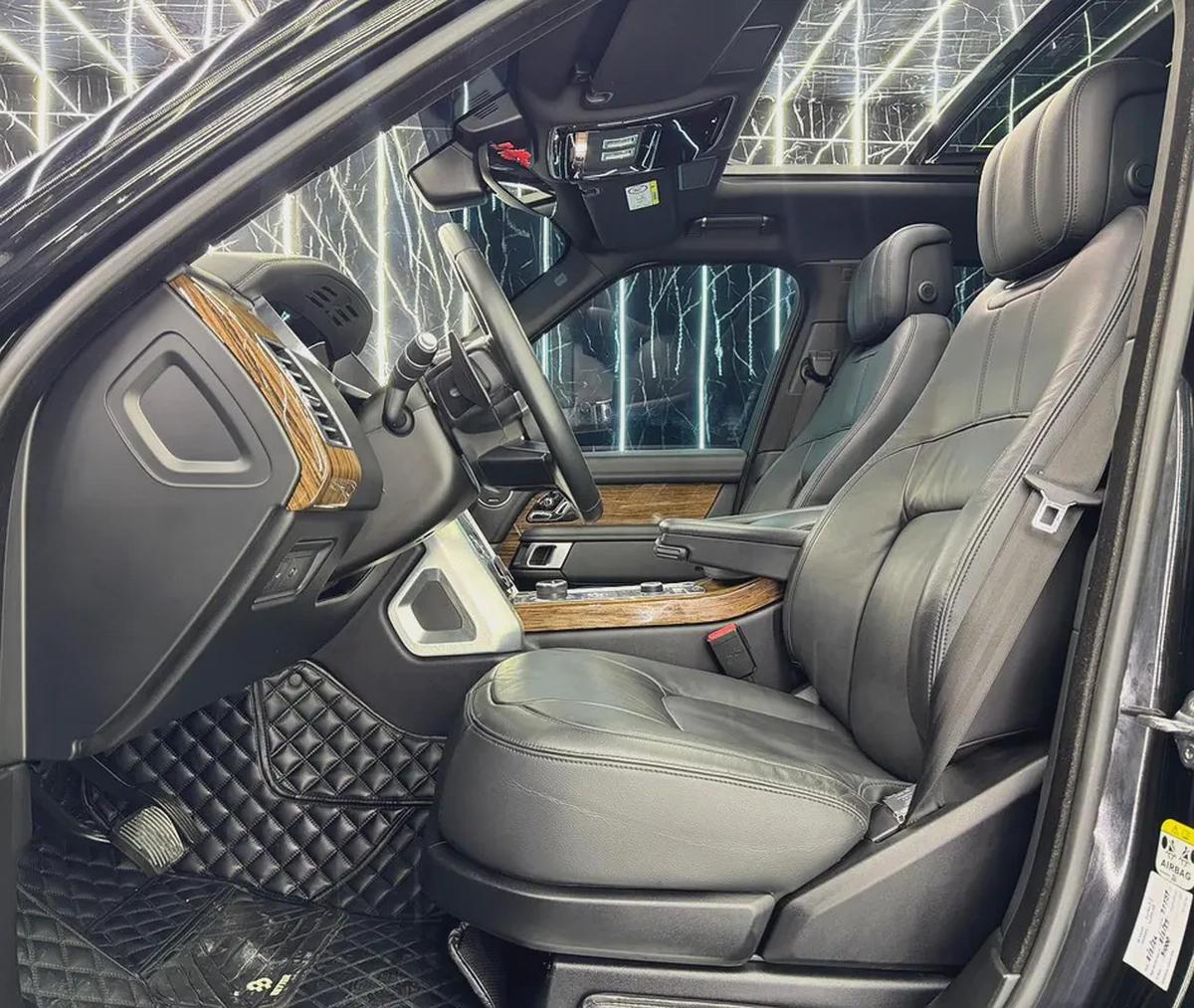 Land Rover Range Rover HSE 2021 GCC specs for 189,000.00 AED-10-10