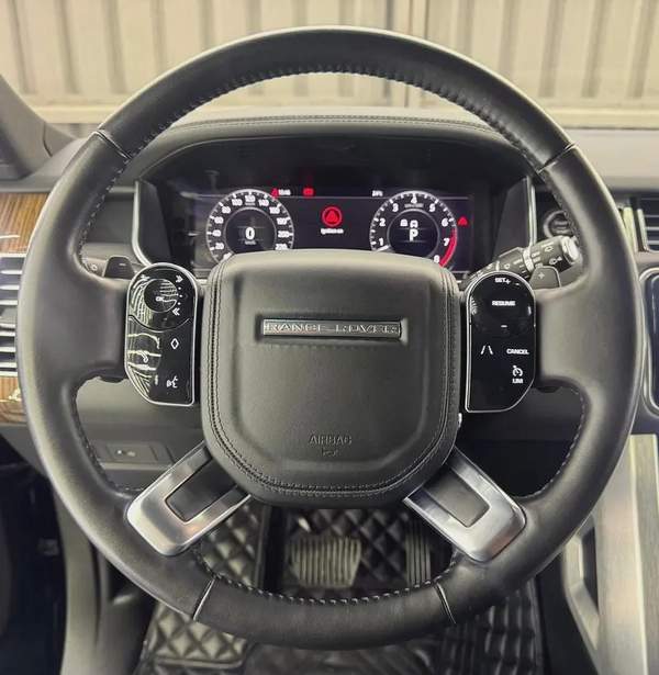 Land Rover Range Rover HSE 2021 GCC specs for 189,000.00 AED