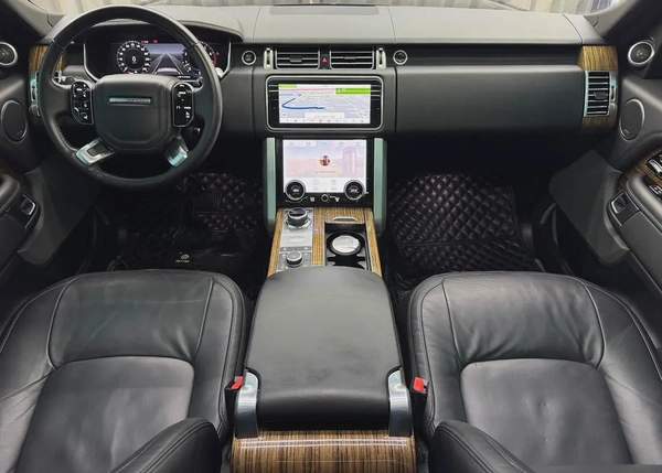 Land Rover Range Rover HSE 2021 GCC specs for 189,000.00 AED