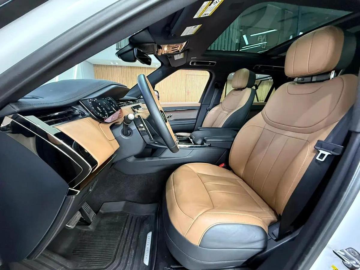 2024 Land Rover Range Rover Sport P400 Dynamic HSE-2-2