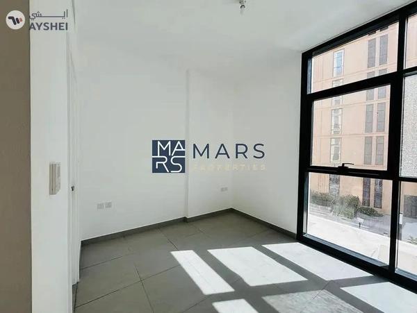 Stylish 1BHK: 2 Washrooms for Comfort