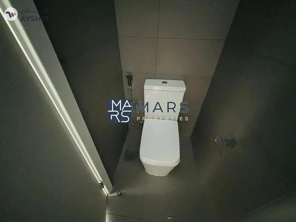 Stylish 1BHK: 2 Washrooms for Comfort